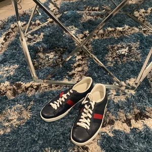 Awesome Gucci Sneakers, AUTHENTIC‼️